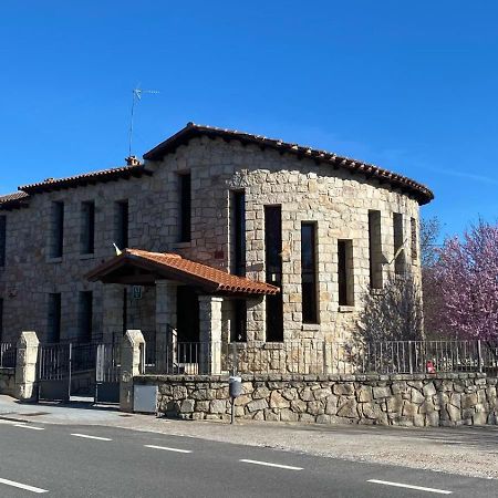 Alojamientos La Dehesa El Berrueco Eksteriør bilde
